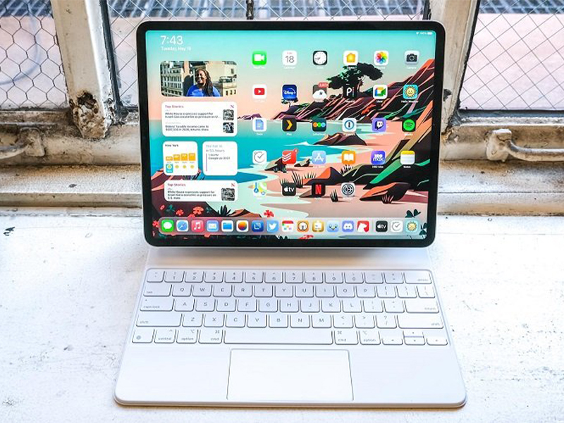 L&agrave;m việc tr&ecirc;n iPad Pro 2021